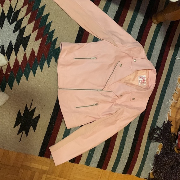 Woman’s leather jacket with vertical zipper - Picture 2 of 4